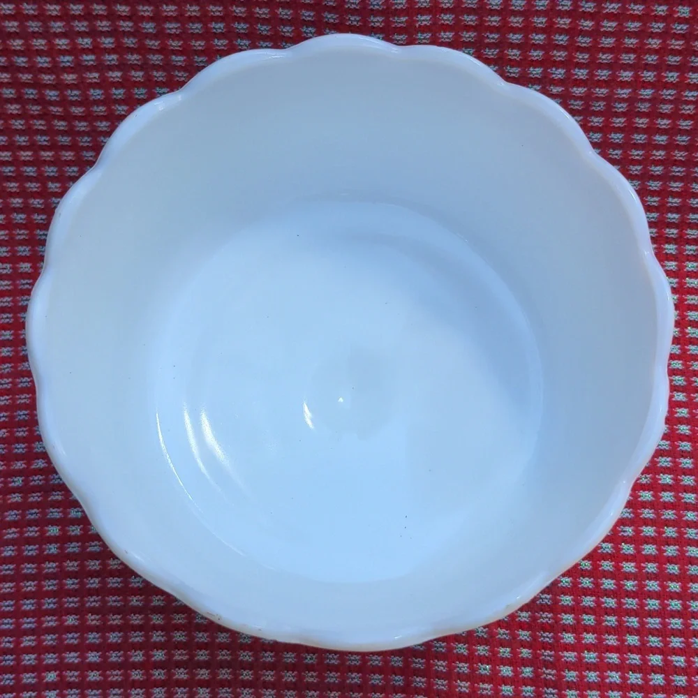 VINTAGE MCM E.O. BRODY CO M6000 WHITE MILK GLASS COMPOTE PEDESTAL CANDY …